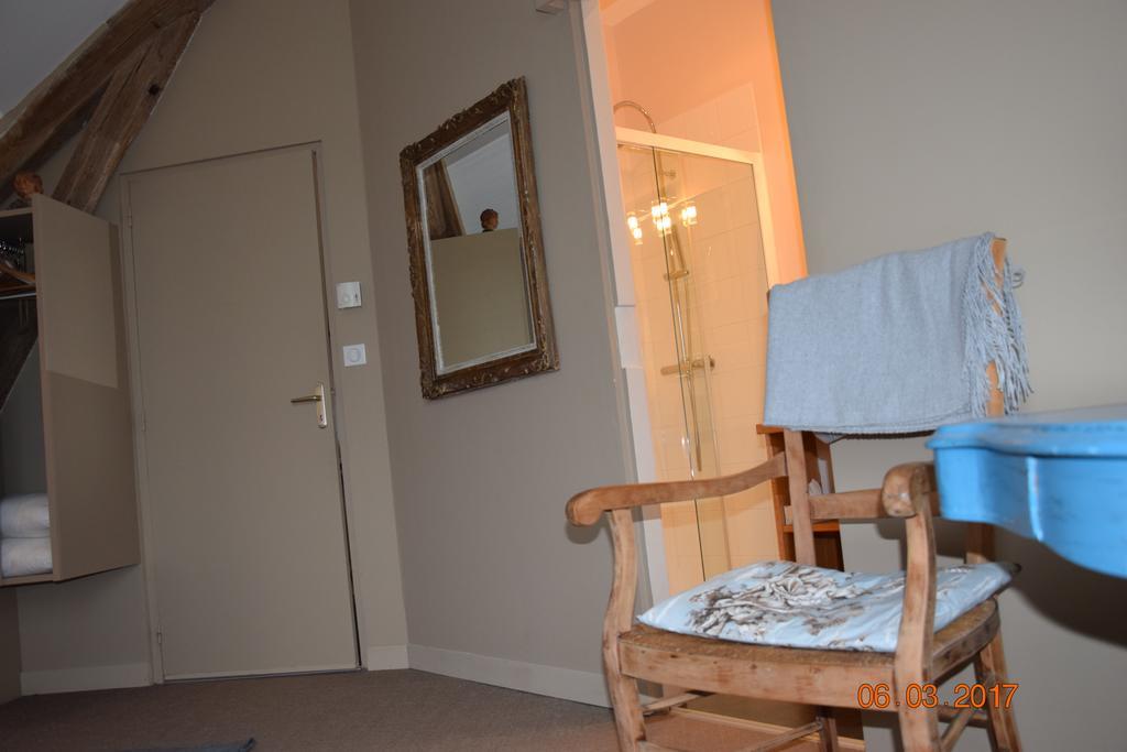 Le Briou Bed and Breakfast Précy Buitenkant foto